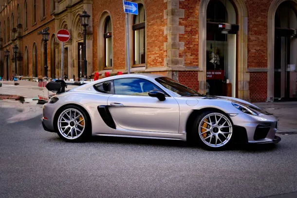 카지노 자이언트 스핀스 안드로이드/iOS 앱